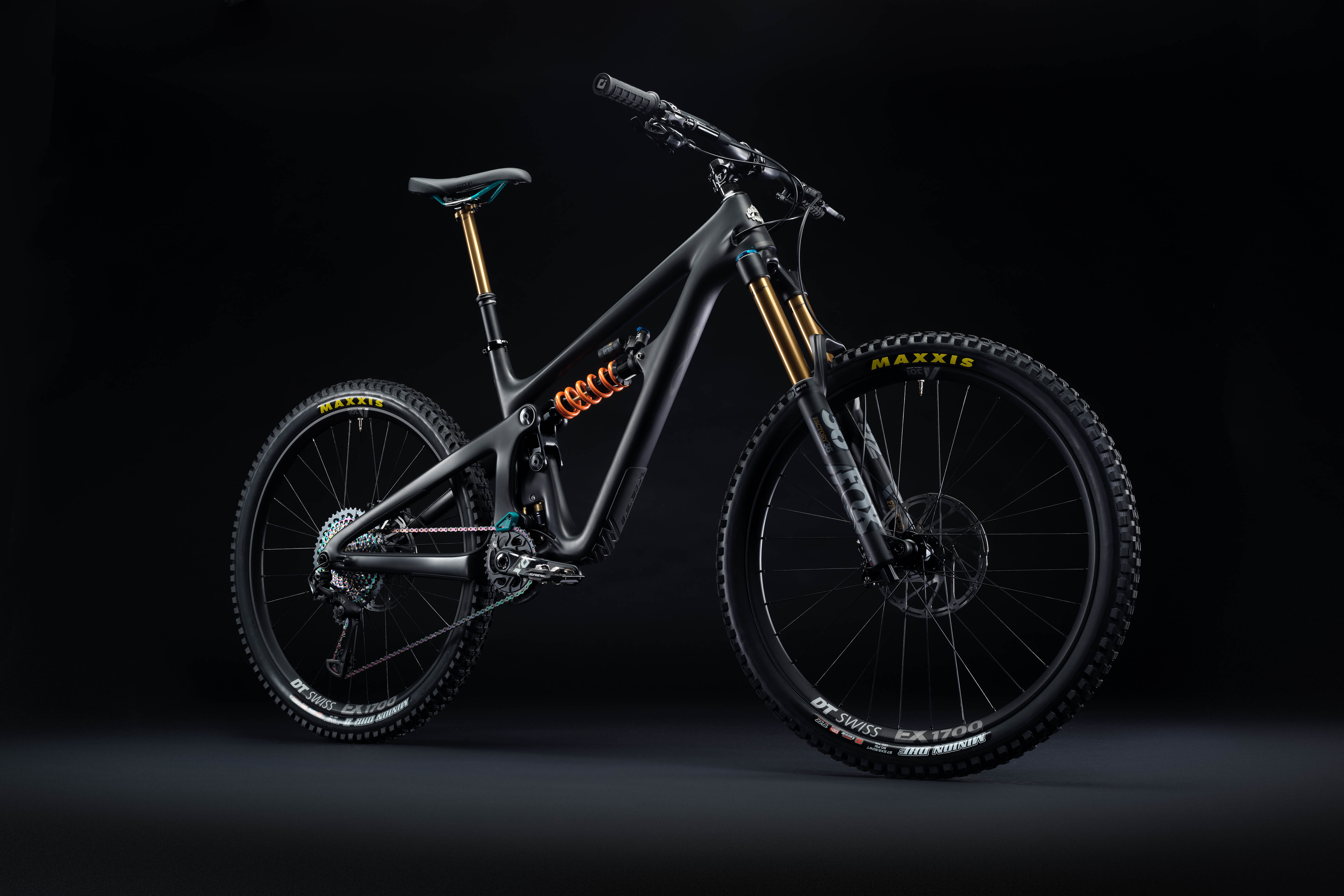Yeti SB165  Yeti SB165